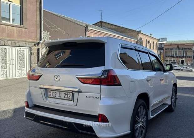 Lexus LX 570 2015 — լուսանկար 7