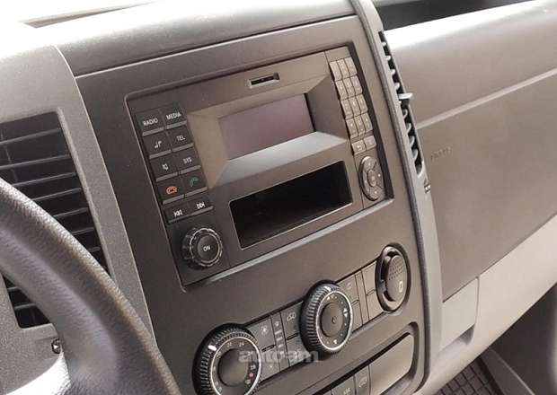 Mercedes-Benz Sprinter 2018 — լուսանկար 13