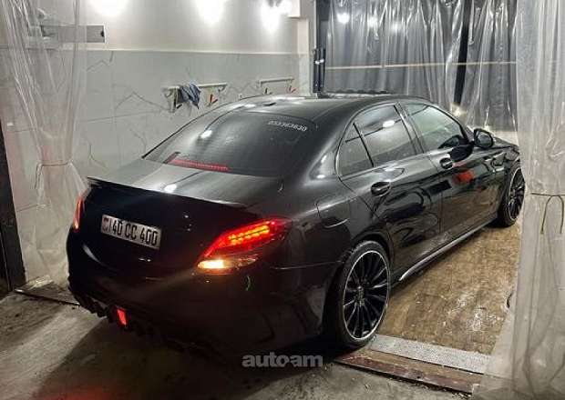 Mercedes-Benz 300 2018 — լուսանկար 2