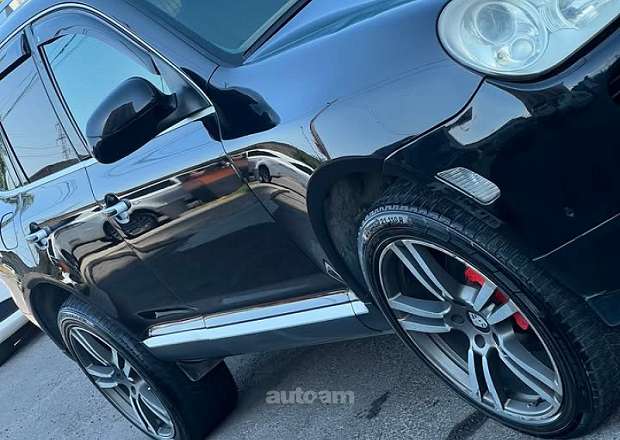 Porsche Cayenne 2005 — լուսանկար 2