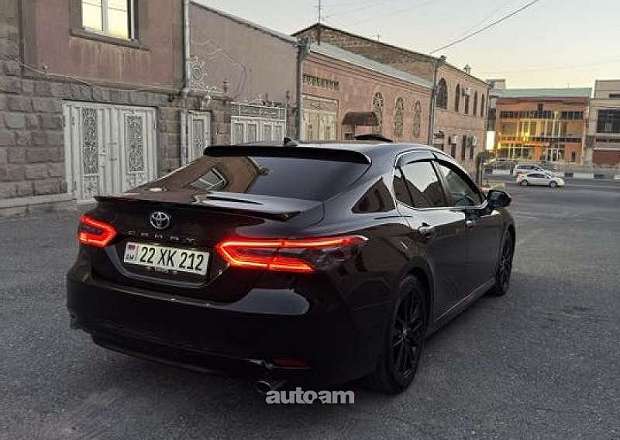 Toyota Camry 2020 — լուսանկար 6