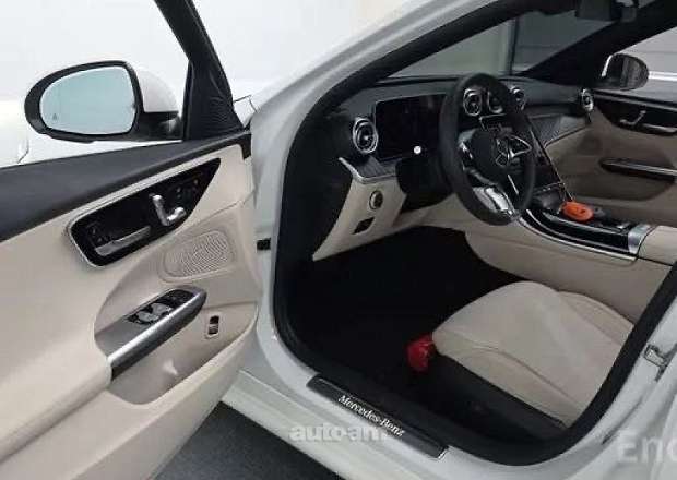Mercedes-Benz 200