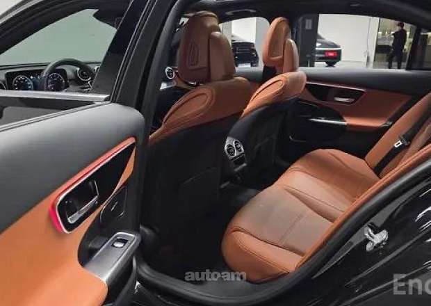 Mercedes-Benz C 300