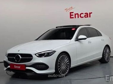 Mercedes-Benz C 300  2025 