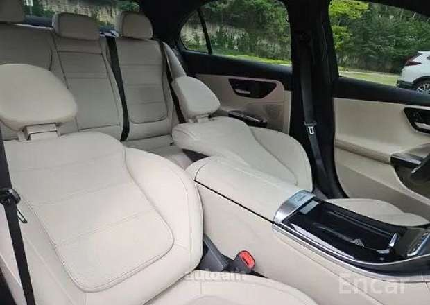 Mercedes-Benz C 300