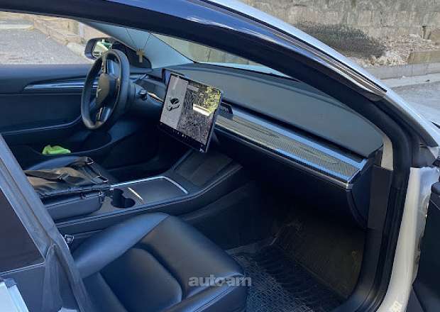 Tesla Model 3 2021 — լուսանկար 9
