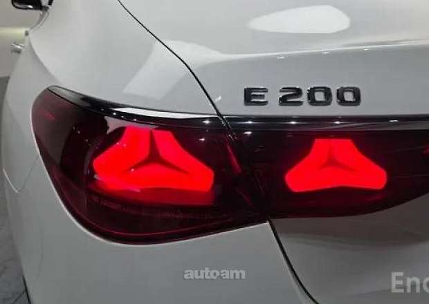 Mercedes-Benz E 200