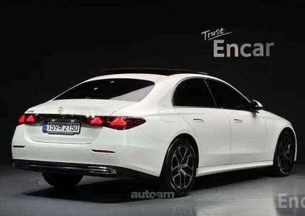 Mercedes-Benz E 200