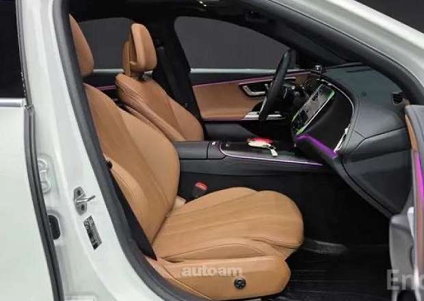 Mercedes-Benz E 200