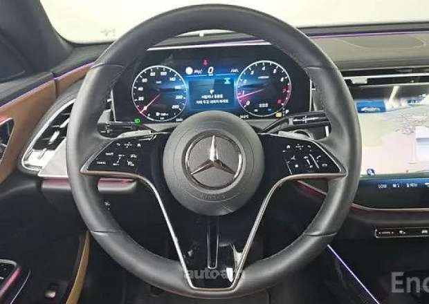 Mercedes-Benz E 200