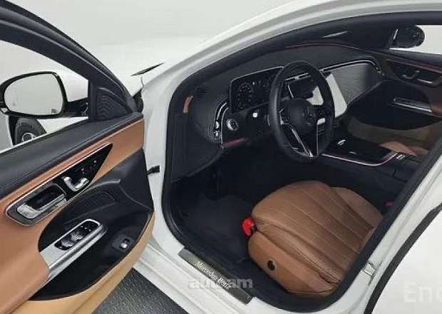 Mercedes-Benz E 200