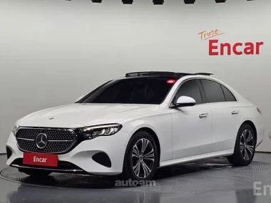 Mercedes-Benz E 200  2025 