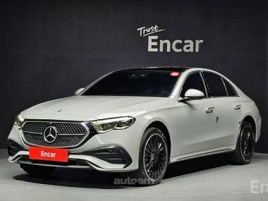 Mercedes-Benz E 300  2024 