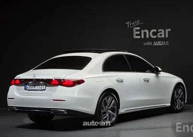 Mercedes-Benz E 220