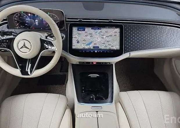 Mercedes-Benz E 220