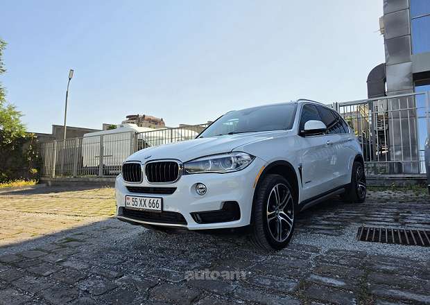BMW X5 2017 — լուսանկար 1