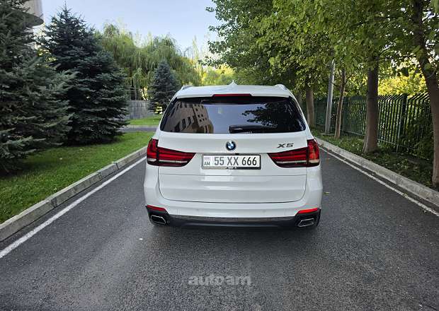 BMW X5 2017 — լուսանկար 13