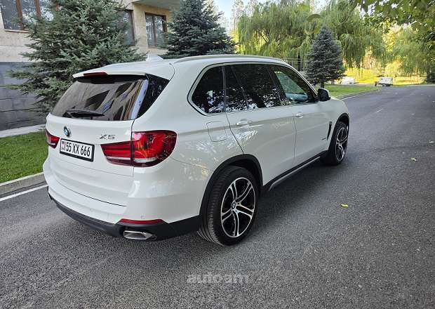 BMW X5 2017 — լուսանկար 14