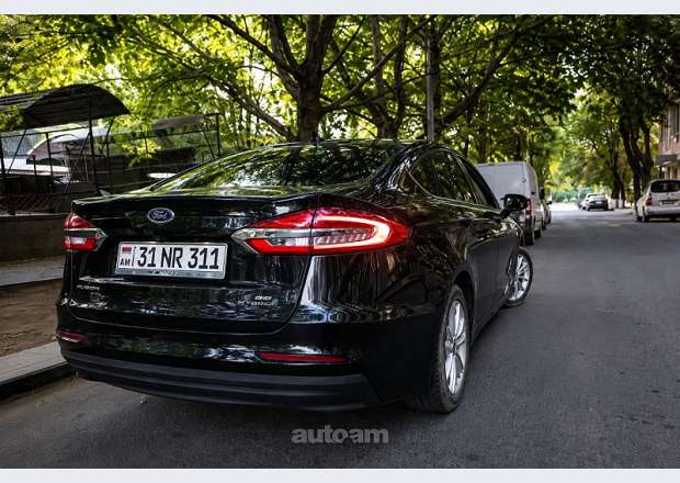 Ford Fusion 2020 — լուսանկար 8