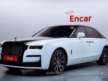 Rolls Royce Ghost  2024 