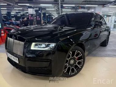 Rolls Royce Ghost  2021 