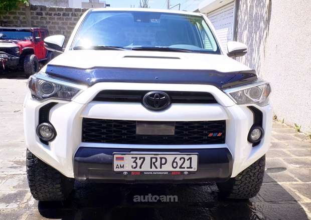 Toyota 4-Runner 2020 — լուսանկար 8