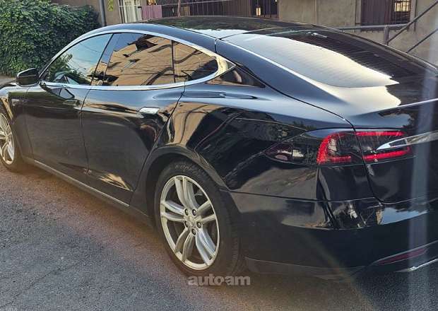 Tesla Model S 2015 — photo 5