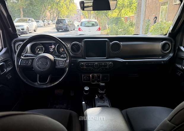 Jeep Wrangler 2021 — լուսանկար 5