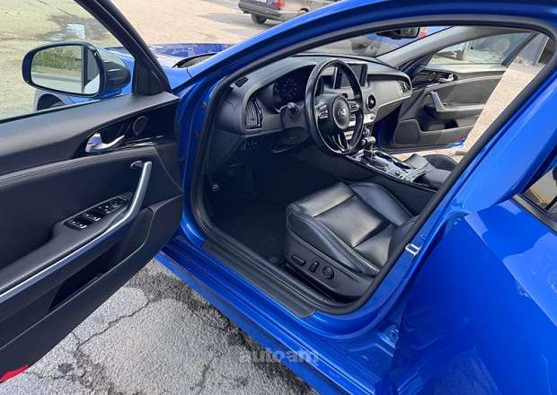 Kia Stinger 2019 — լուսանկար 12
