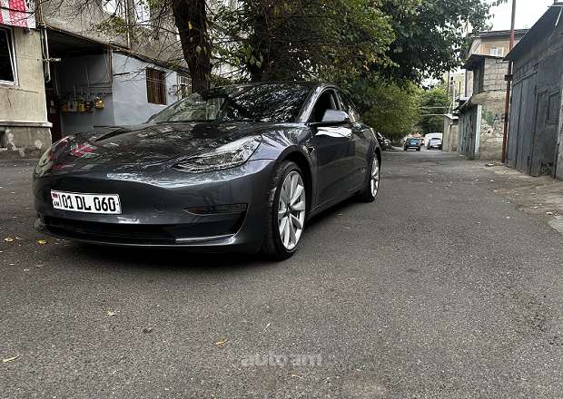 Tesla Model 3 2018 — լուսանկար 4