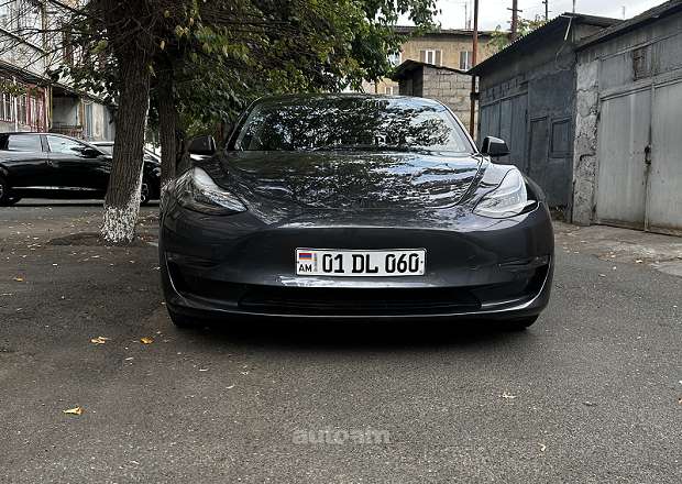 Tesla Model 3 2018 — լուսանկար 13