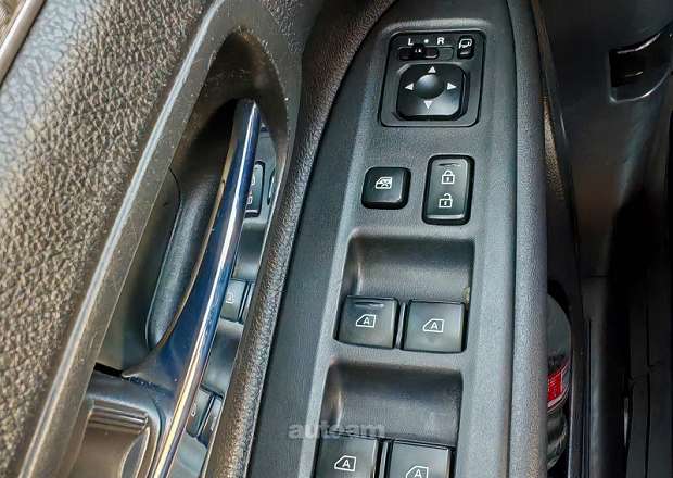 Mitsubishi Outlander 2020 — լուսանկար 12