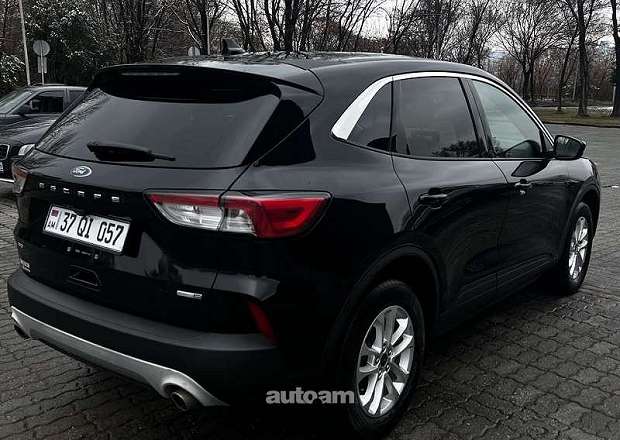 Ford Escape 2019 — լուսանկար 5