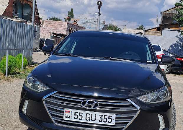 Hyundai Elantra 2018 — լուսանկար 7