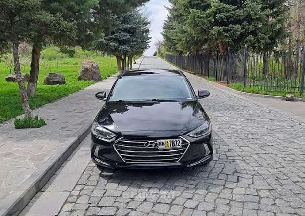 Hyundai Elantra 2018 — լուսանկար 6