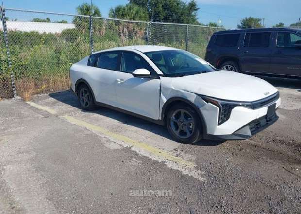 Kia K4