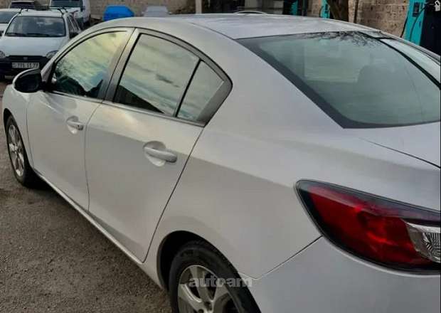 Mazda 3 2010 — լուսանկար 4
