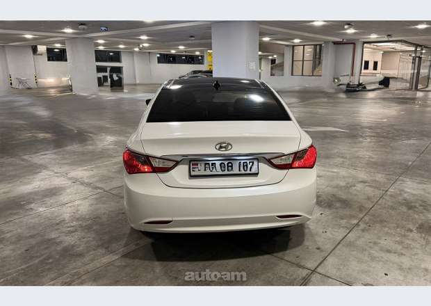 Hyundai Sonata 2011 — լուսանկար 4