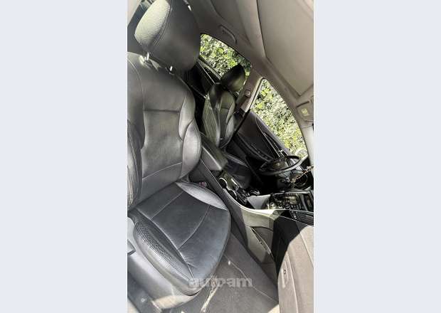 Hyundai Sonata 2011 — լուսանկար 12
