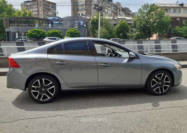 Volvo S60 2017 — фото 10
