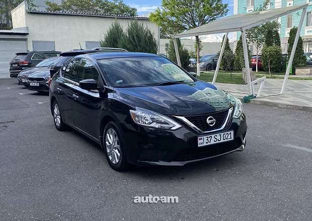 Nissan Sentra 2017 — photo 1