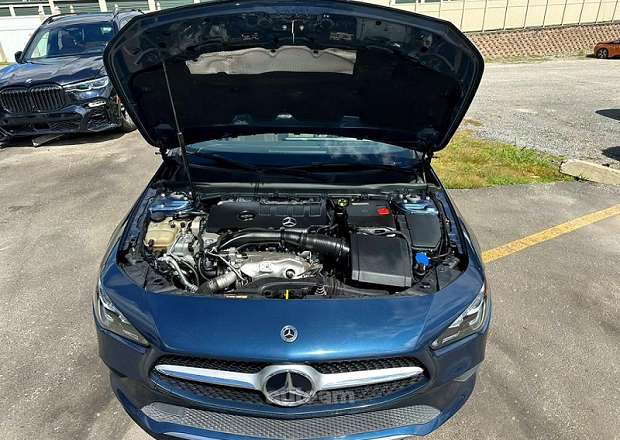 Mercedes-Benz CLA 250