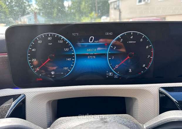 Mercedes-Benz CLA 250