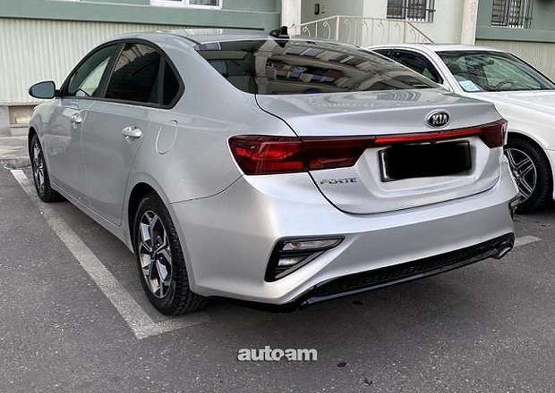 Kia Forte 2018 — фото 2