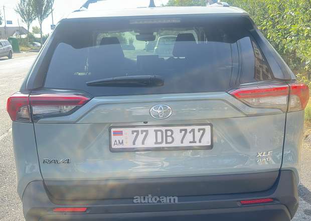 Toyota Rav 4 2022 — լուսանկար 2