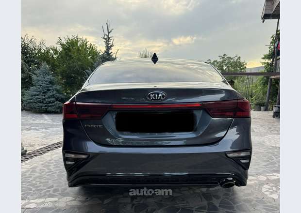 Kia Forte 2020 — լուսանկար 3