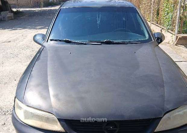 Opel Vectra 1997 — լուսանկար 1
