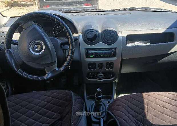 Renault Logan 2010 — photo 6