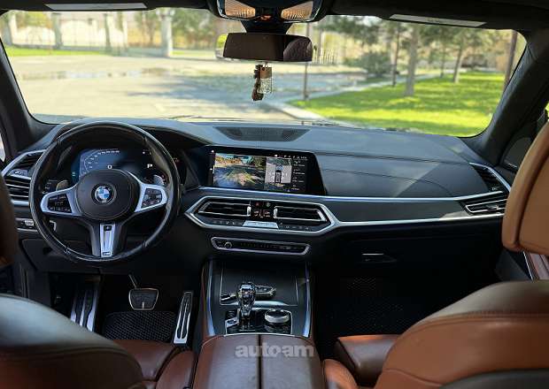 BMW X7 2021 — photo 9