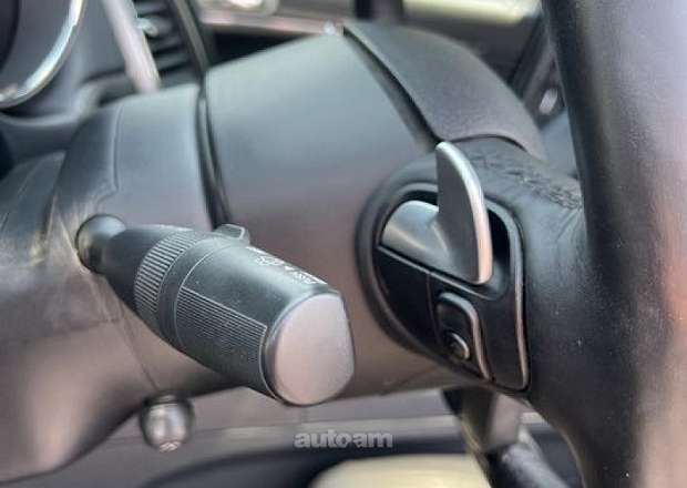 Jeep Grand Cherokee 2017 — լուսանկար 12